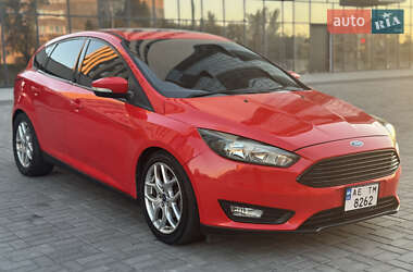 Хэтчбек Ford Focus 2015 в Днепре