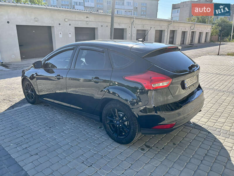 Хэтчбек Ford Focus 2016 в Чорткове