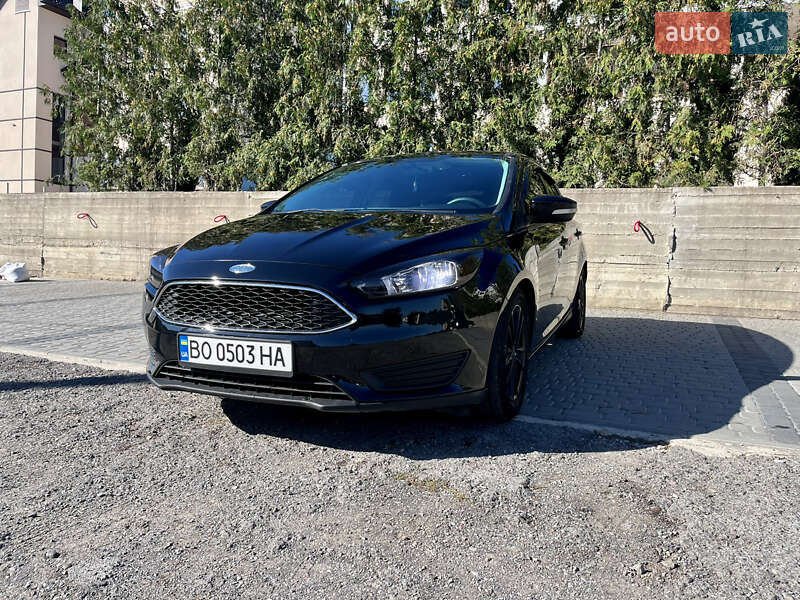 Хэтчбек Ford Focus 2016 в Чорткове