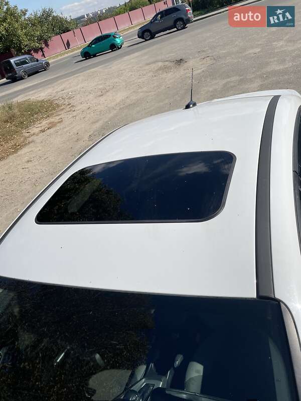 Седан Ford Focus 2014 в Киеве фото 20 Седан Ford Focus 2014 в Киеве