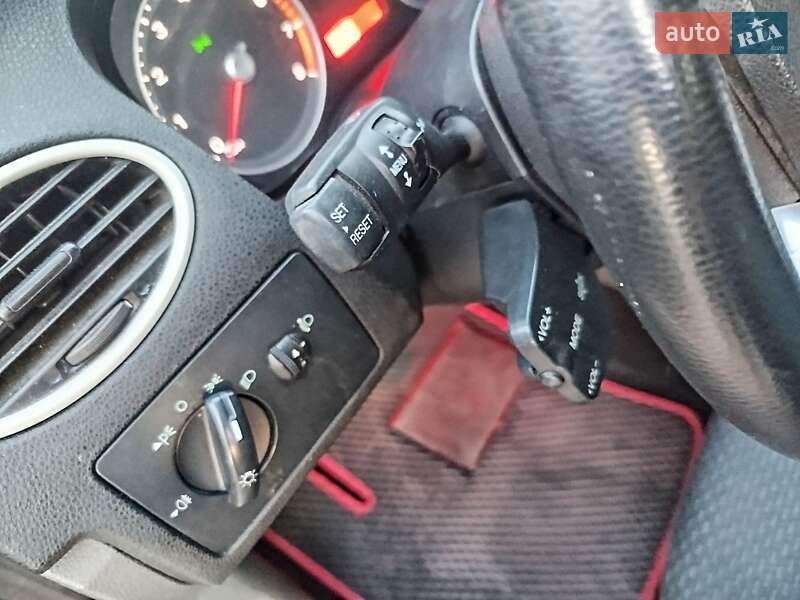 Седан Ford Focus 2007 в Первомайске