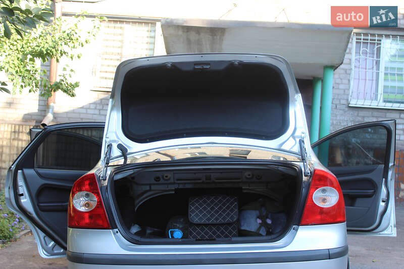 Седан Ford Focus 2007 в Каменском