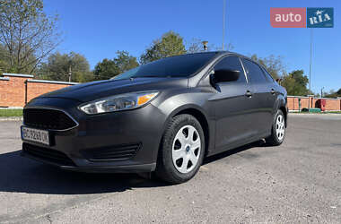 Седан Ford Focus 2016 в 