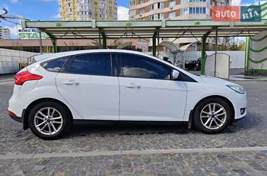 Хэтчбек Ford Focus 2017 в 