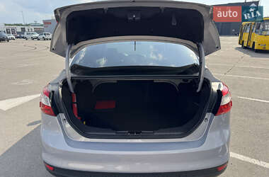 Седан Ford Focus 2013 в 