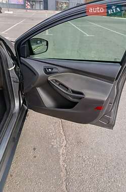 Седан Ford Focus 2013 в 