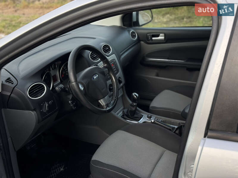 Хэтчбек Ford Focus 2011 в Ивано-Франковске фото 8 Хэтчбек Ford Focus 2011 в Ивано-Франковске