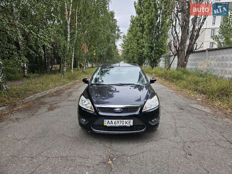 Седан Ford Focus 2010 в Киеве