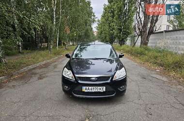 Седан Ford Focus 2010 в 