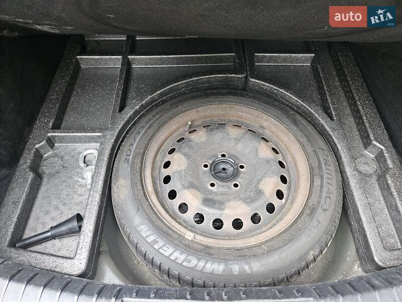 Седан Ford Focus 2010 в Киеве
