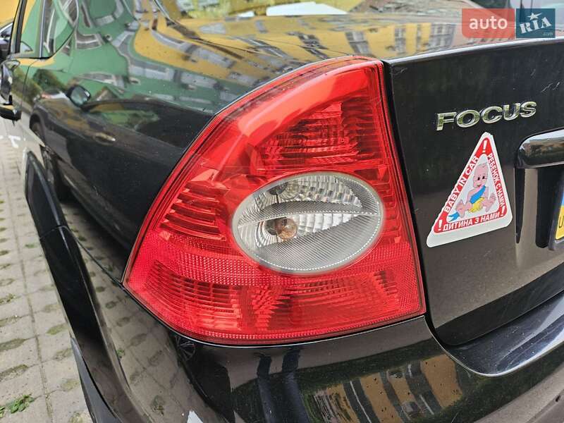 Седан Ford Focus 2010 в Киеве