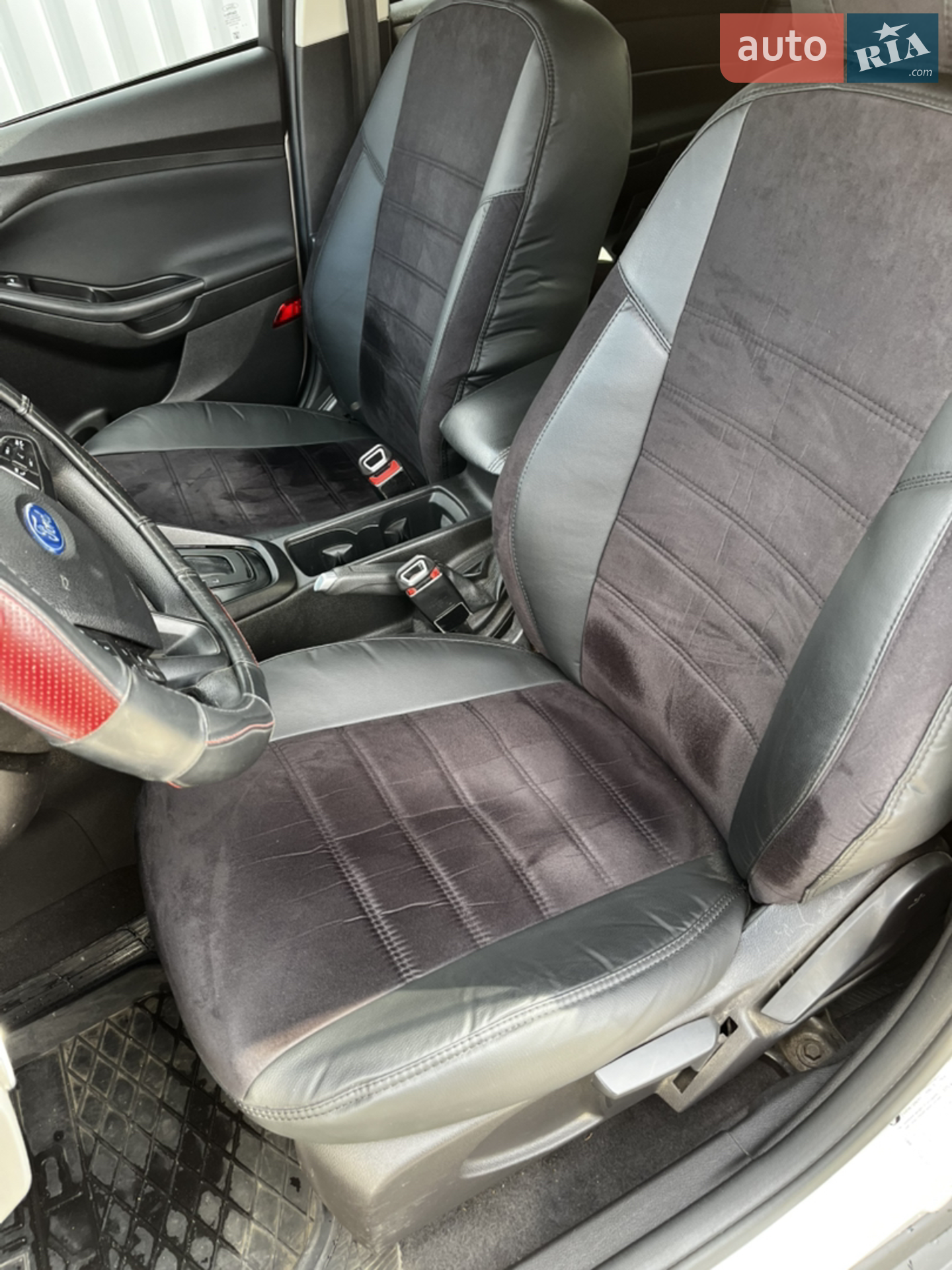 2015 Ford Focus - мініатюра 14