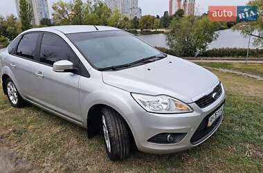 Седан Ford Focus 2010 в 