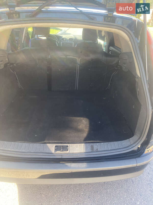 Универсал Ford Focus 2005 в Ровно