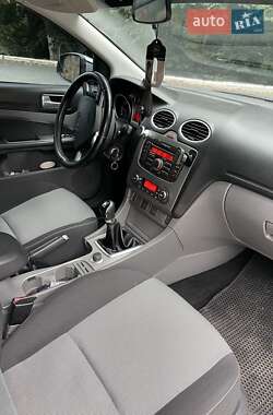 Универсал Ford Focus 2010 в 