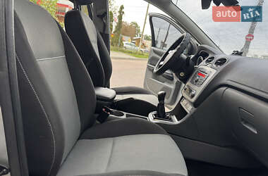 Универсал Ford Focus 2010 в 
