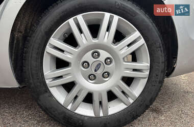 Универсал Ford Focus 2010 в 