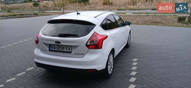 Хэтчбек Ford Focus 2013 в Кропивницком фото 10 Хэтчбек Ford Focus 2013 в Кропивницком