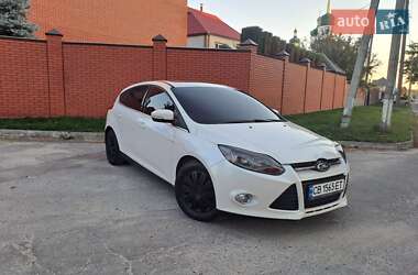 Хетчбек Ford Focus 2011 в 