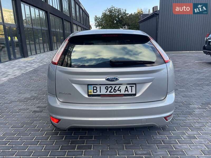 Хэтчбек Ford Focus 2008 в Полтаве
