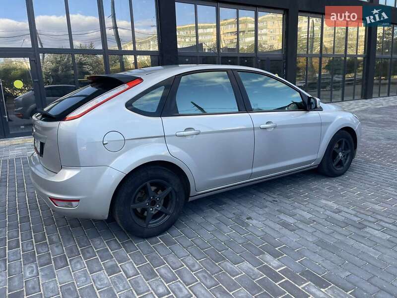 Хэтчбек Ford Focus 2008 в Полтаве