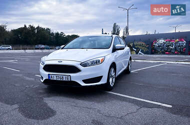 Седан Ford Focus 2016 в Києві