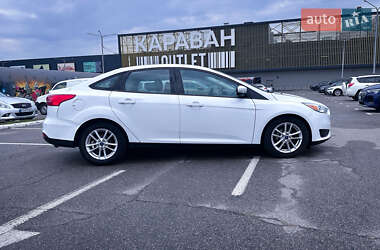 Седан Ford Focus 2016 в Киеве