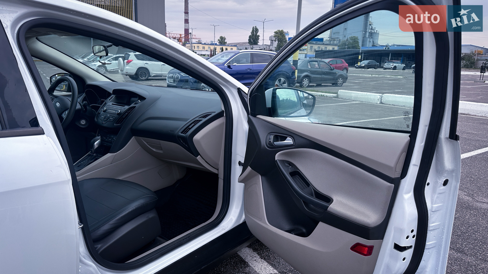 2016 Ford Focus - мініатюра 12