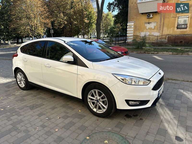 Хэтчбек Ford Focus 2017 в Днепре