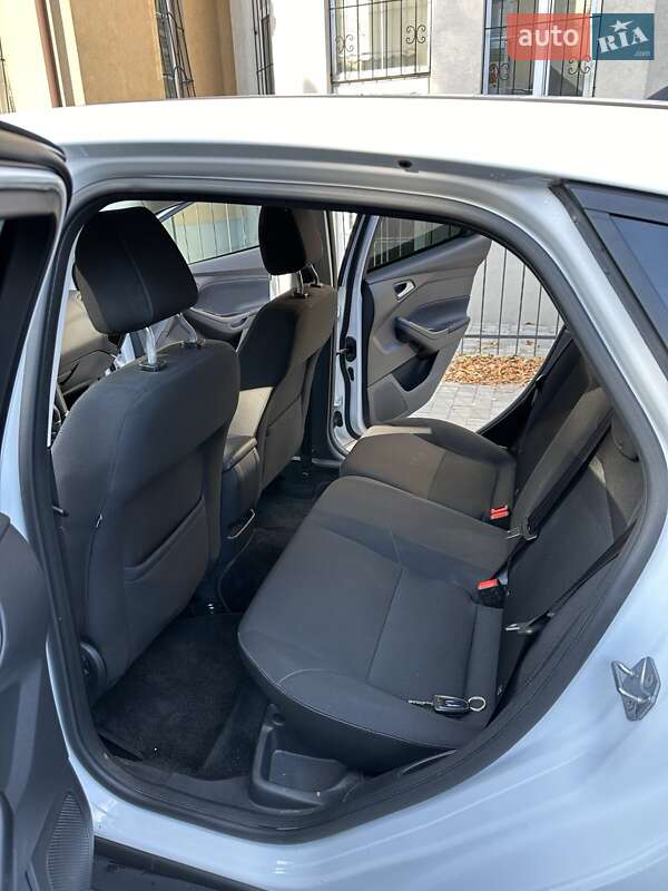 Хэтчбек Ford Focus 2017 в Днепре