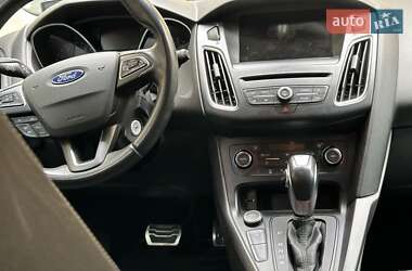 Хэтчбек Ford Focus 2017 в 