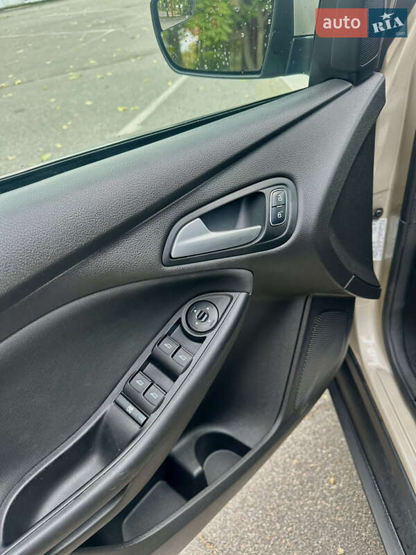Седан Ford Focus 2016 в Александрие