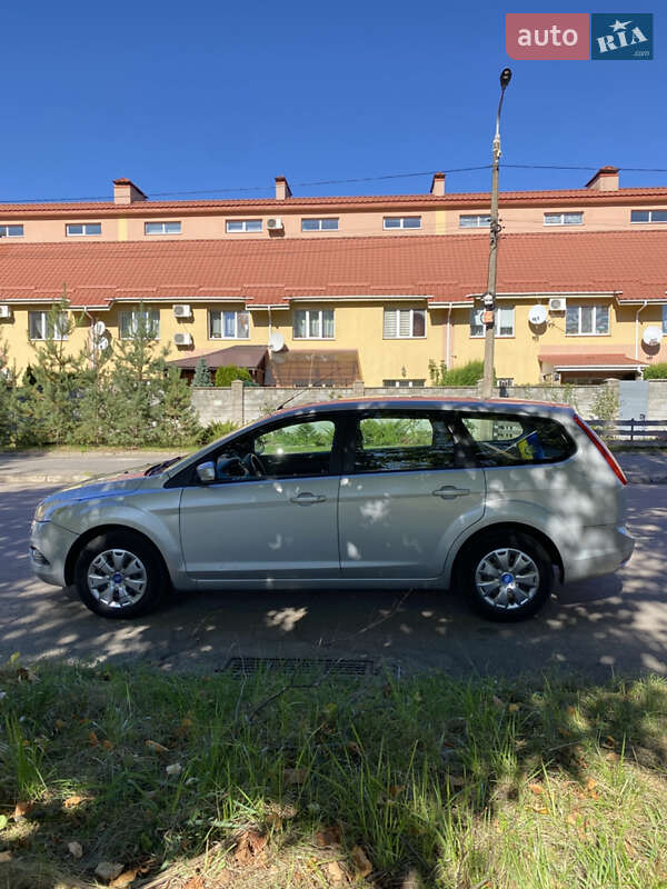 Универсал Ford Focus 2008 в Ровно
