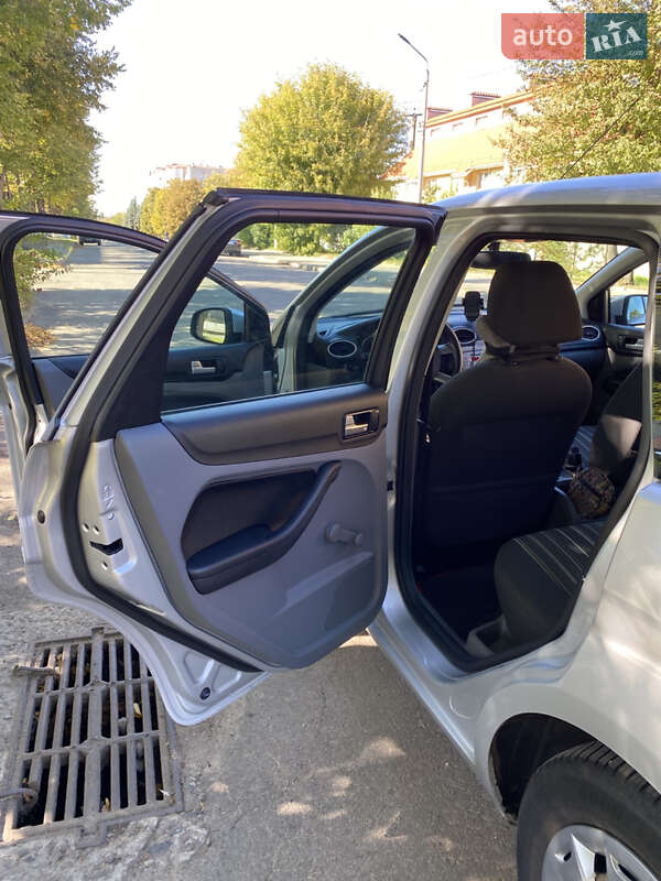 Универсал Ford Focus 2008 в Ровно