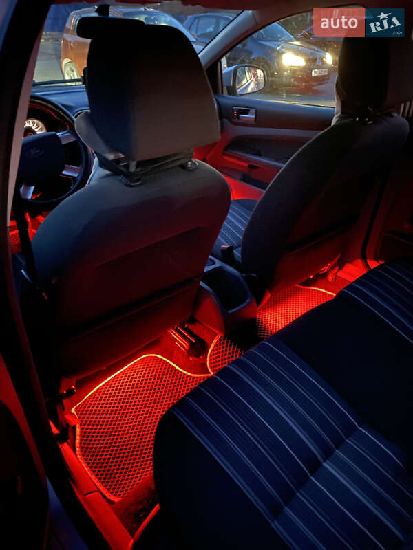 Универсал Ford Focus 2008 в Ровно