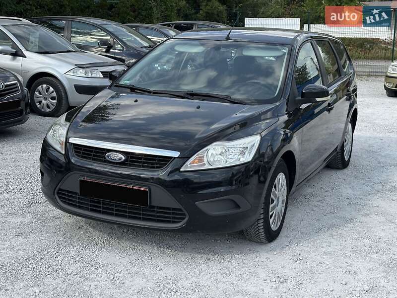 Универсал Ford Focus 2010 в 