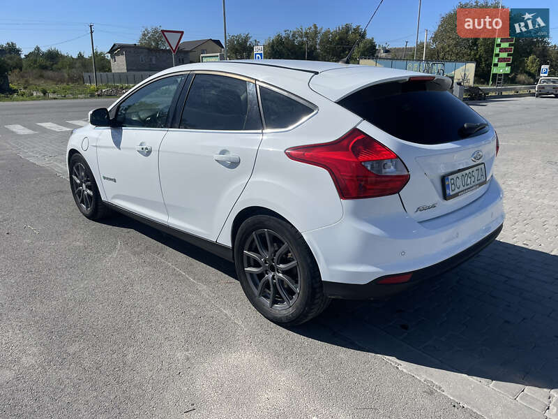 Хэтчбек Ford Focus 2013 в Каменец-Подольском