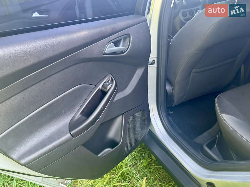 Седан Ford Focus 2014 в Києві