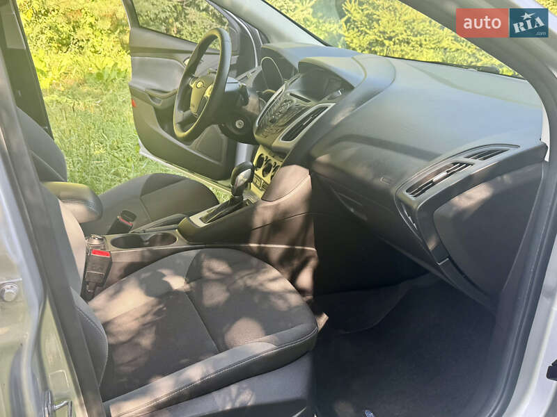 Седан Ford Focus 2014 в Києві