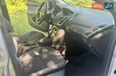 Седан Ford Focus 2014 в  фото 12 Седан Ford Focus 2014 в