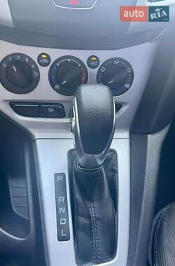 Седан Ford Focus 2014 в  фото 16 Седан Ford Focus 2014 в