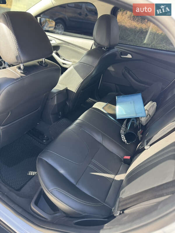 Седан Ford Focus 2013 в Лубнах