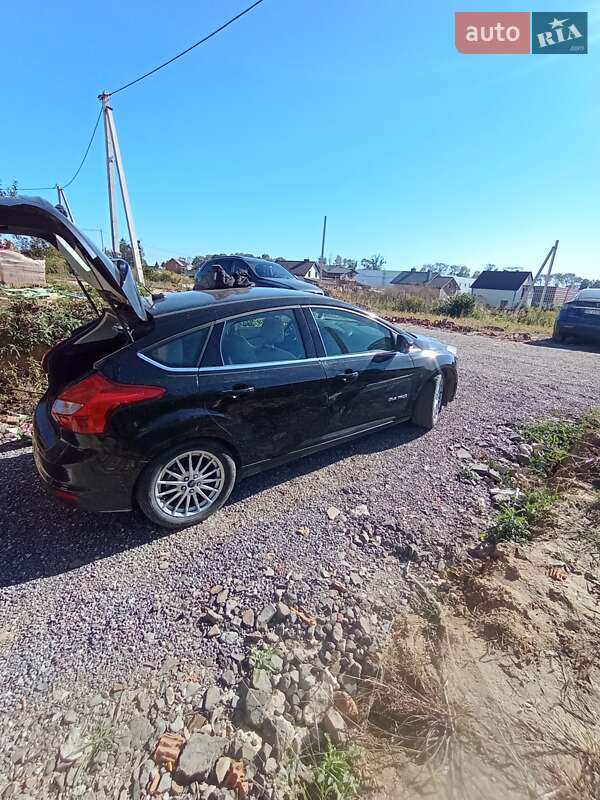 Хетчбек Ford Focus 2012 в Львові