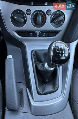 Универсал Ford Focus 2014 в 