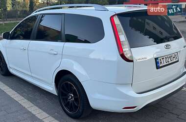 Универсал Ford Focus 2010 в 