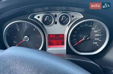 Универсал Ford Focus 2010 в 