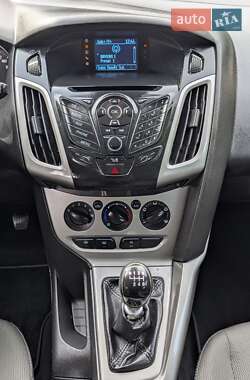 Универсал Ford Focus 2011 в 