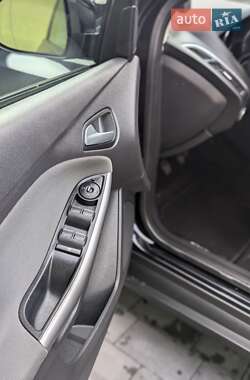 Универсал Ford Focus 2011 в 