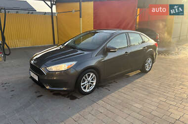 Седан Ford Focus 2015 в Збараже
