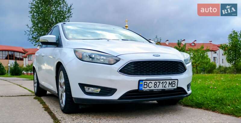 Седан Ford Focus 2015 в Львові